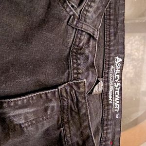 Ashley Stewart Ladies black skinny jeans  size 18